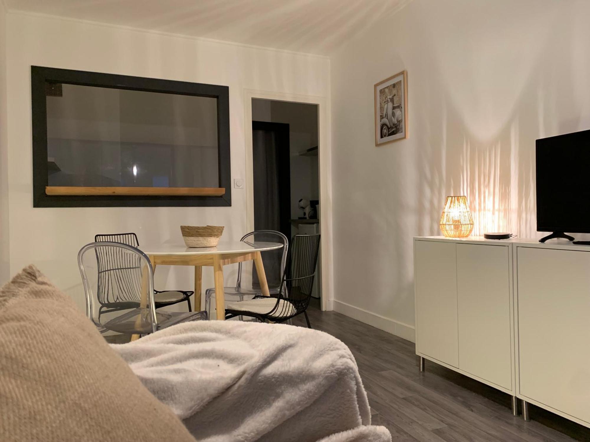 Mon Studio Cosy Sablais เลส์ซาบล์-โดล็อนน์ ภายนอก รูปภาพ