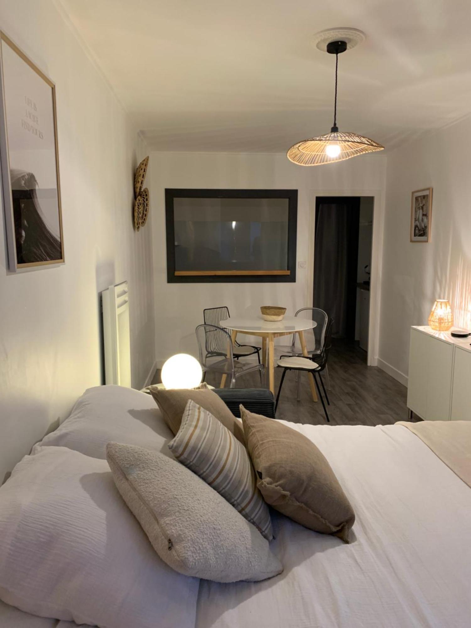 Mon Studio Cosy Sablais เลส์ซาบล์-โดล็อนน์ ภายนอก รูปภาพ